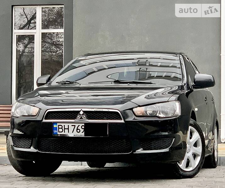 MITSUBISHI LANCER 2012