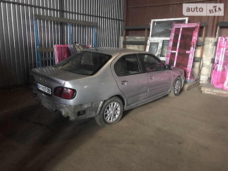 NISSAN PRIMERA 2000