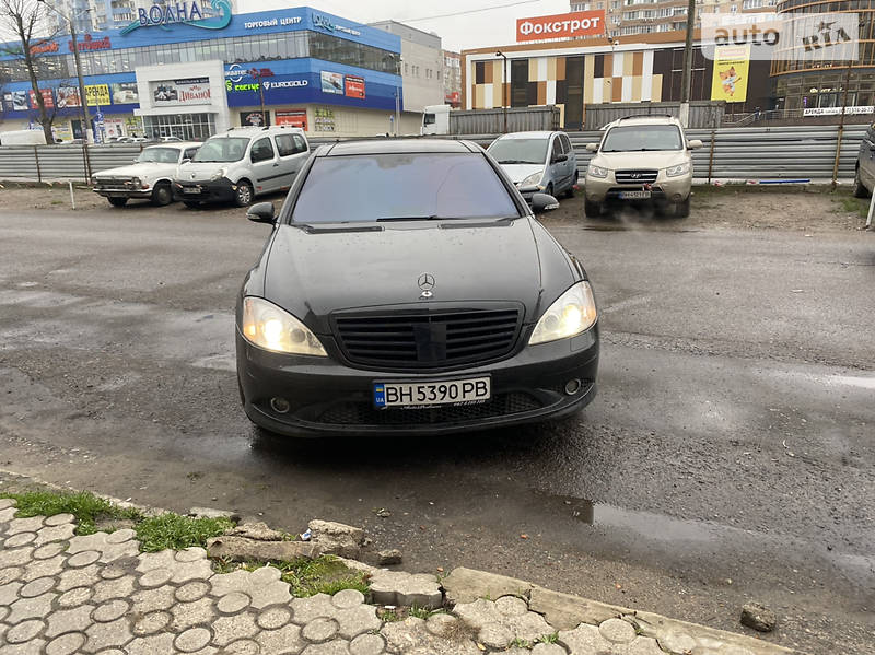 Головне фото звіту автомобіля MERCEDES-BENZ S 500 2006