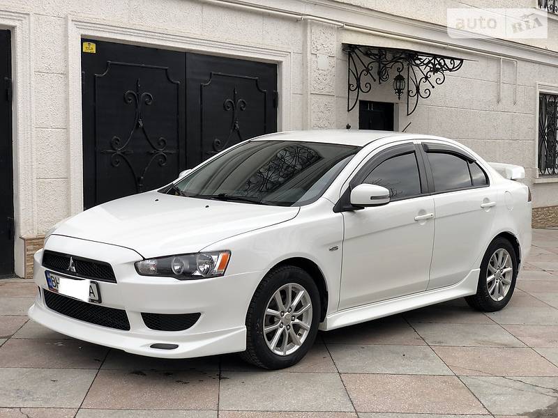 MITSUBISHI LANCER 2015