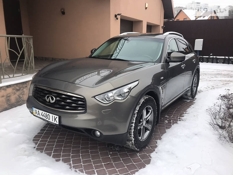 INFINITI FX35 2008