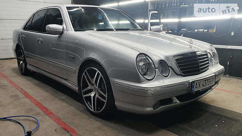 MERCEDES-BENZ E 55 AMG 2000