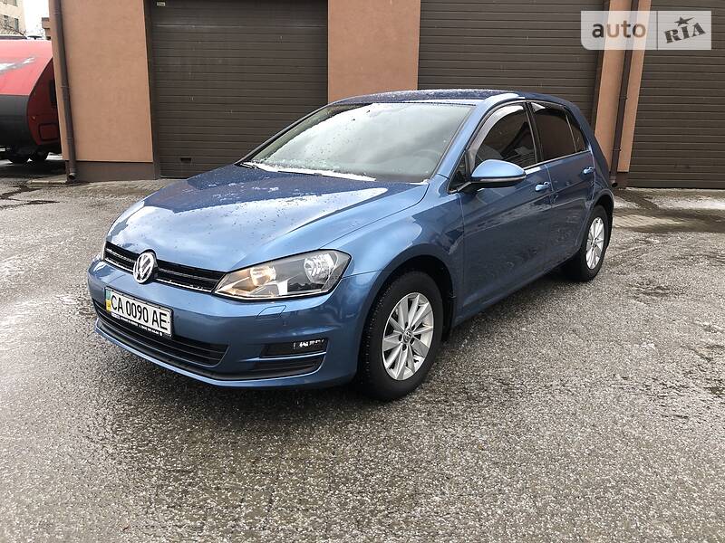 VOLKSWAGEN GOLF 2013