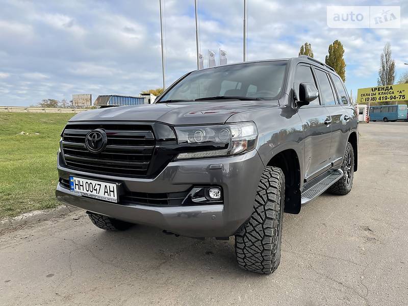 Toyota Land Cruiser 2018