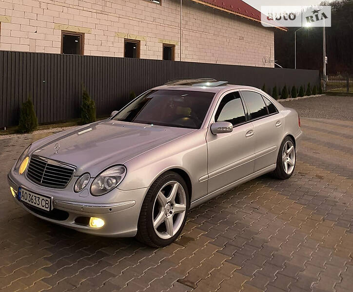 MERCEDES-BENZ E 200 CDI 2002