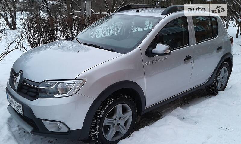 RENAULT SANDERO 2018
