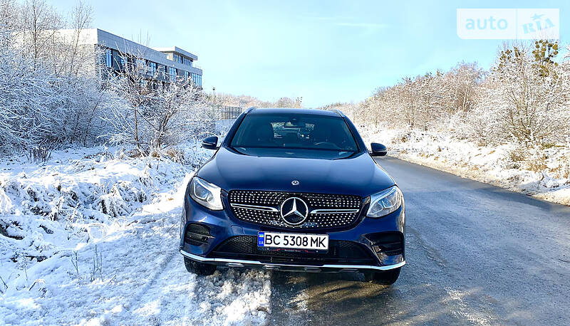 MERCEDES-BENZ GLC 300 2017