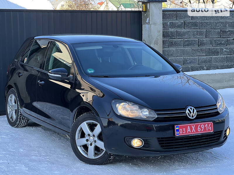 VOLKSWAGEN GOLF 2010