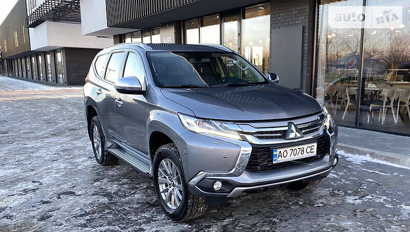 MITSUBISHI PAJERO SPORT 2019