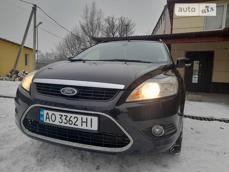 Головне фото звіту автомобіля FORD FOCUS 2010