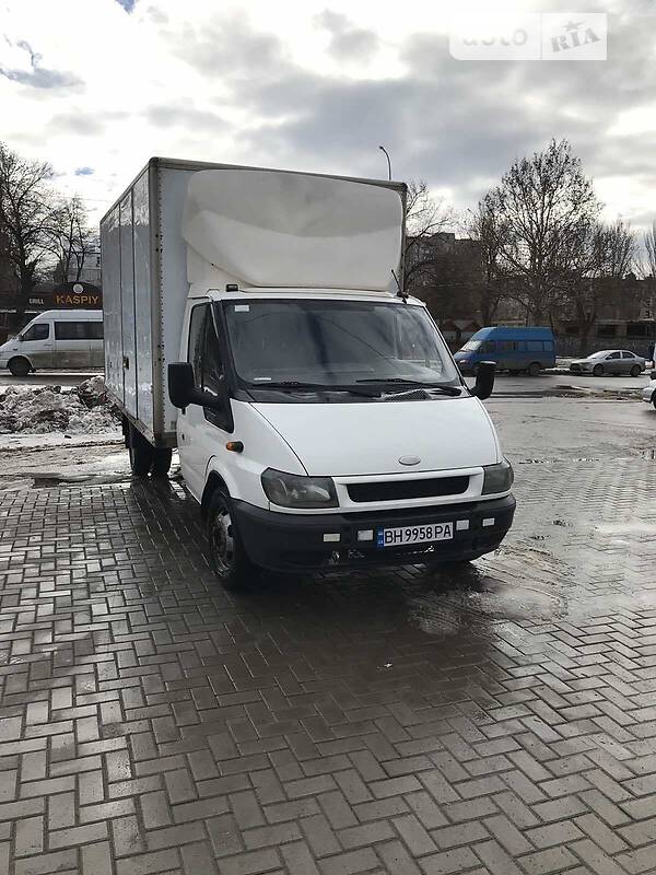 FORD TRANSIT 2004