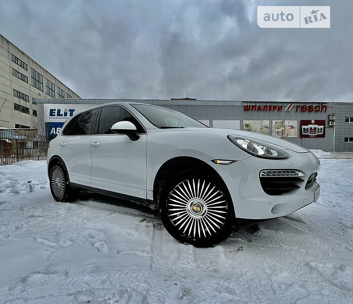 PORSCHE CAYENNE 2014