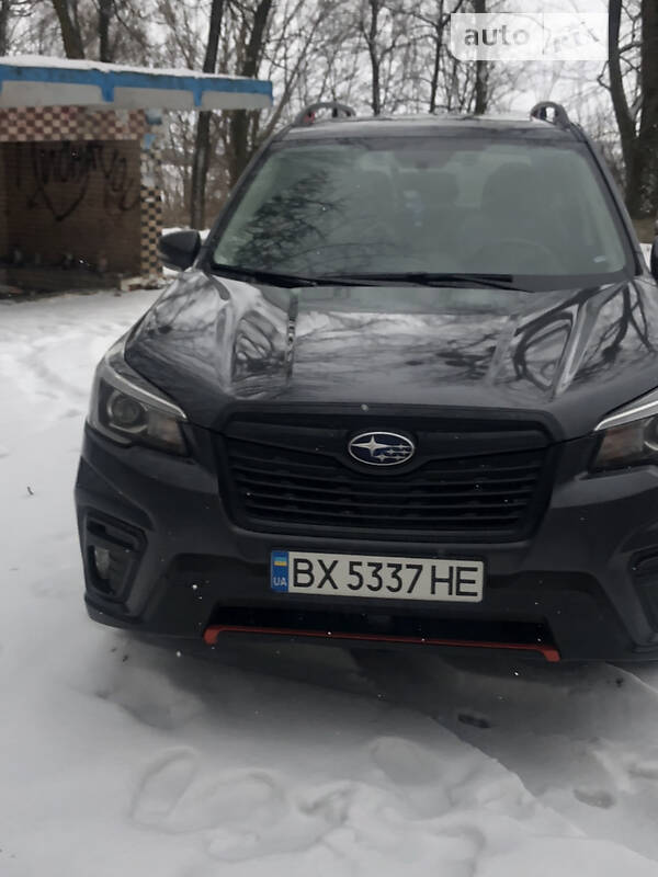 SUBARU FORESTER 2019