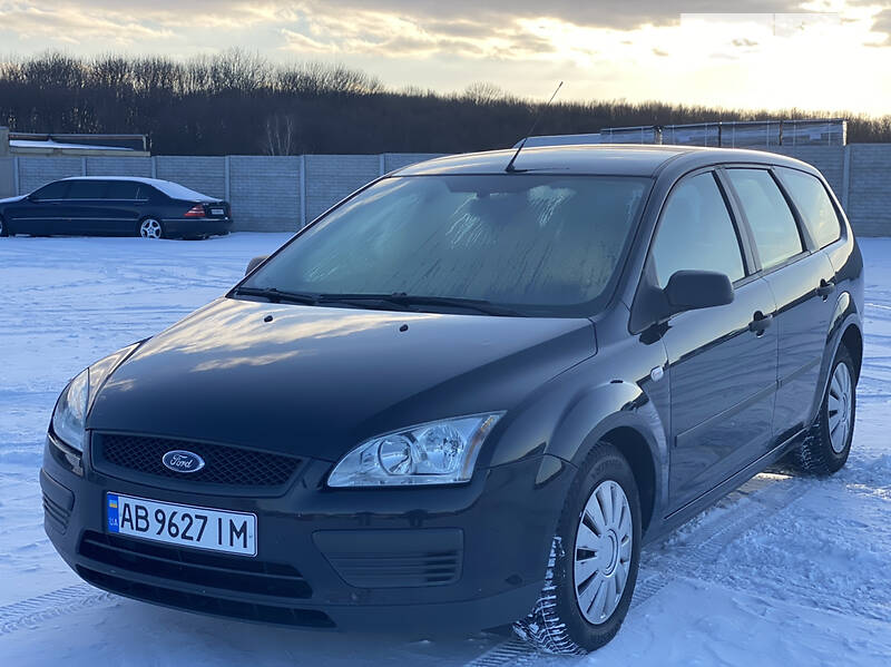 Головне фото звіту автомобіля FORD FOCUS 2006