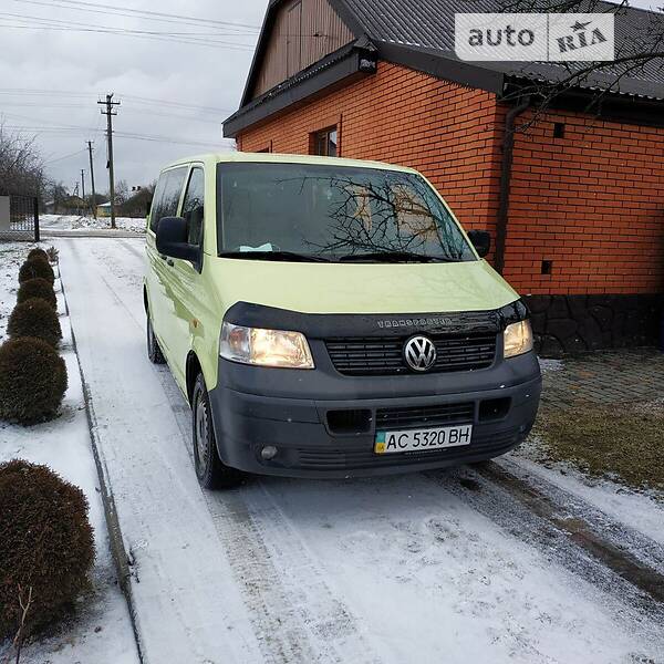 VOLKSWAGEN TRANSPORTER 2005