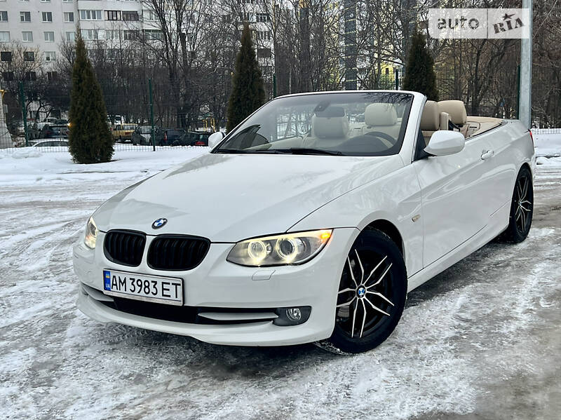BMW 328 2011