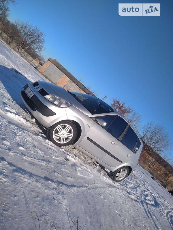 RENAULT MEGANE 2005