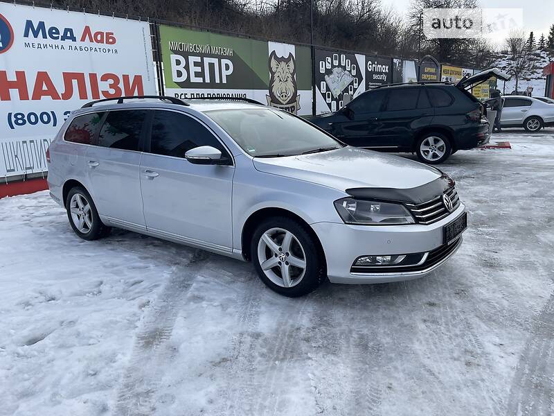 VOLKSWAGEN PASSAT 2013