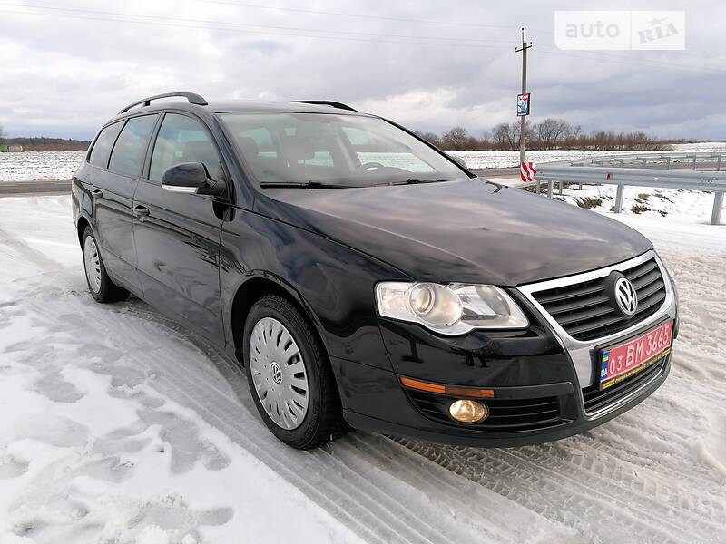 VOLKSWAGEN PASSAT 2010