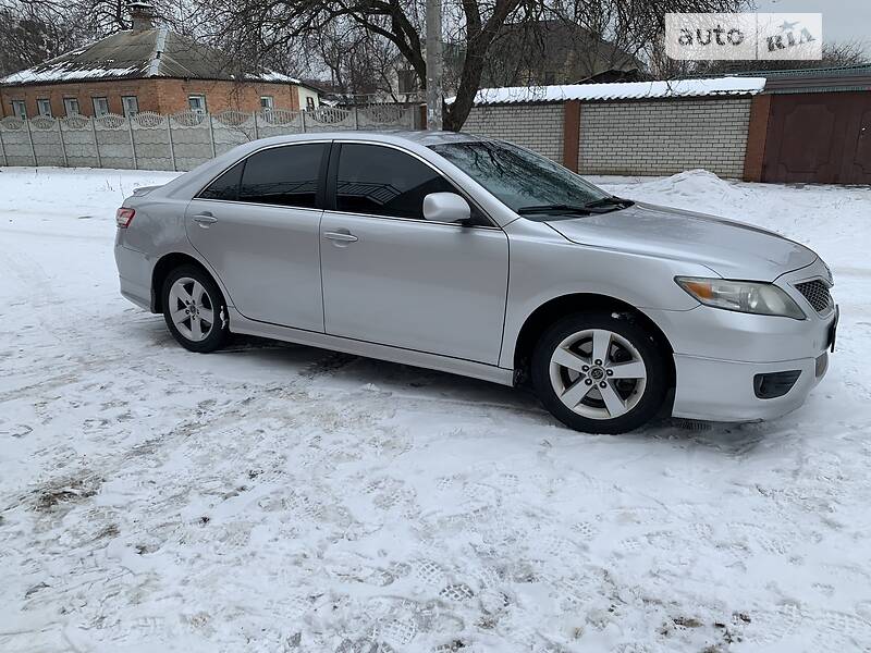 TOYOTA CAMRY 2010
