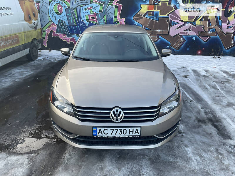 VOLKSWAGEN PASSAT 2014