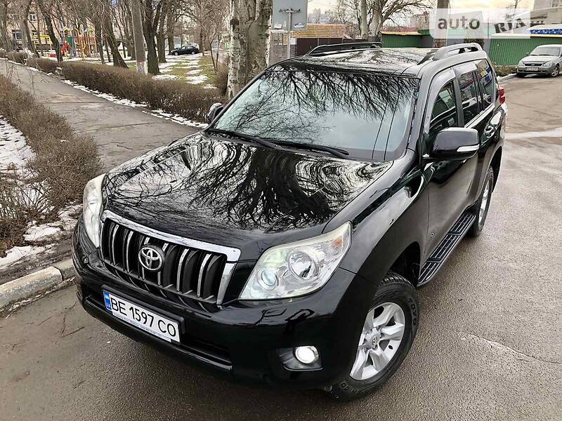 TOYOTA LAND CRUISER 2010