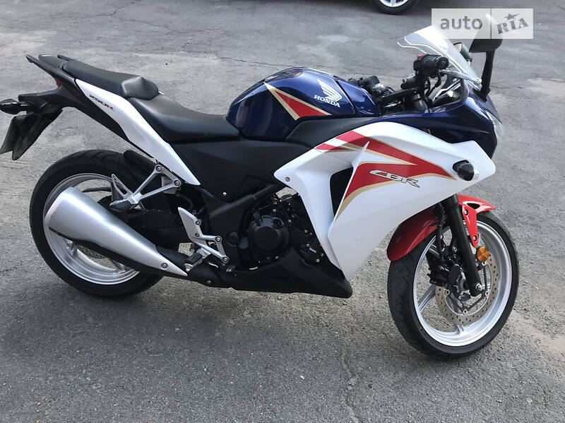 HONDA CBR 250R 2012