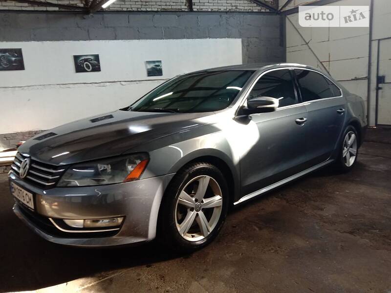 VOLKSWAGEN PASSAT 2015