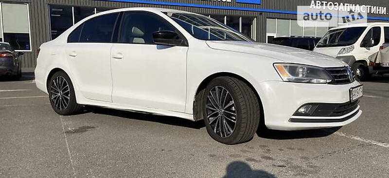 VOLKSWAGEN JETTA 2015
