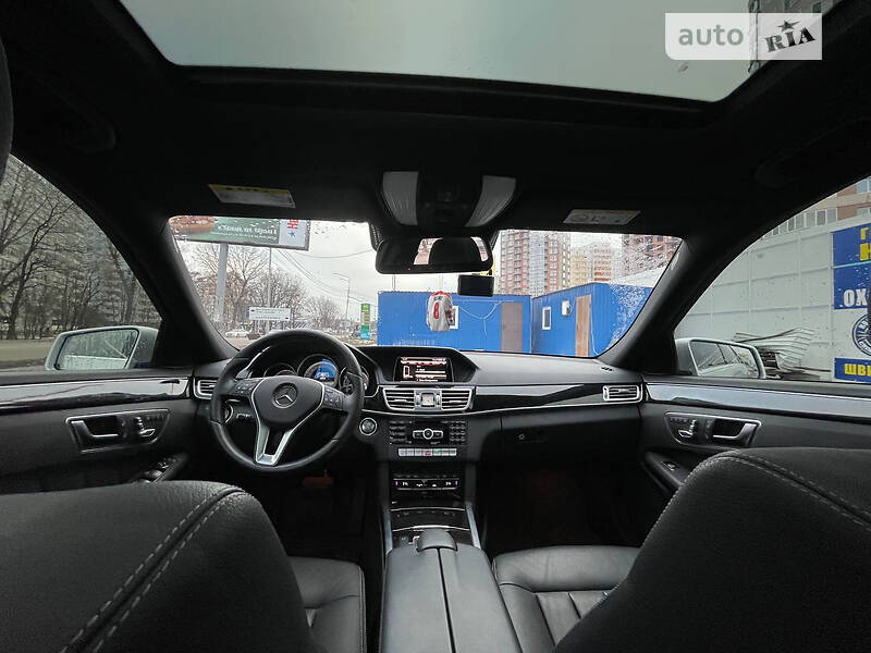 MERCEDES-BENZ E 250 D 2013