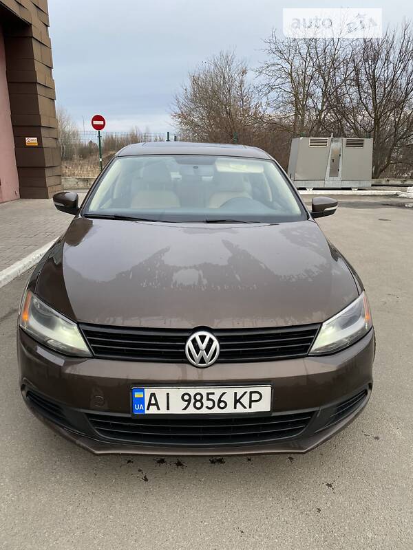 VOLKSWAGEN JETTA 2012