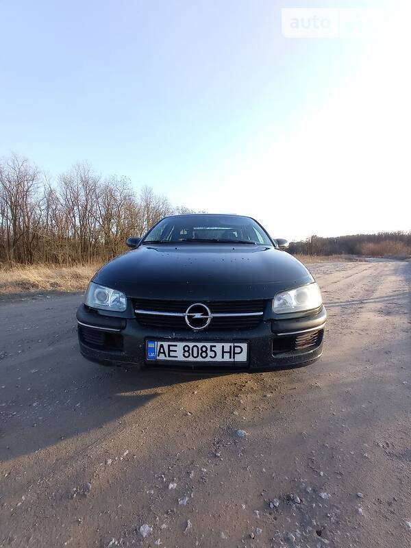 OPEL OMEGA 1996