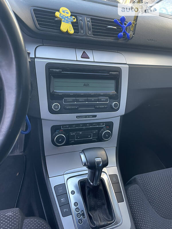 Volkswagen Passat 2010