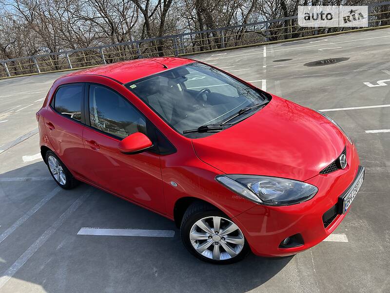 MAZDA 2 2009