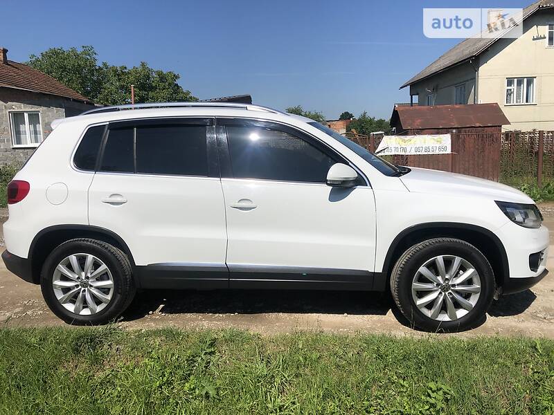 VOLKSWAGEN TIGUAN 2014
