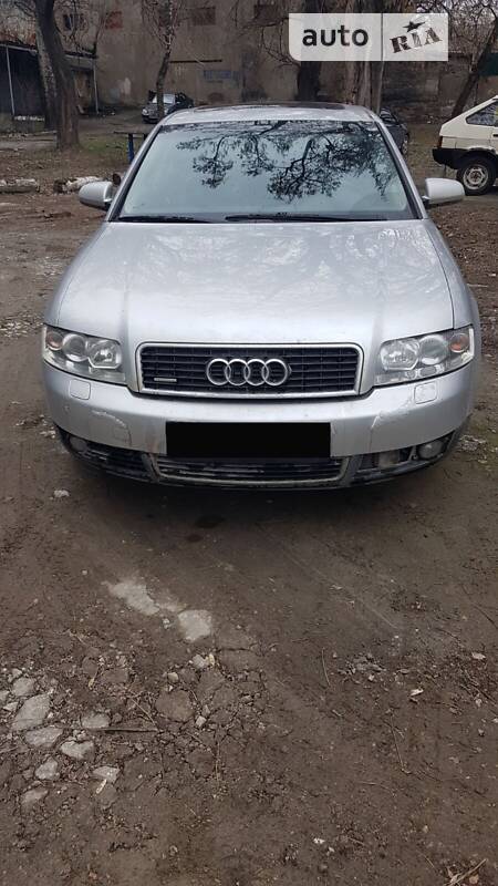 AUDI A4 2002