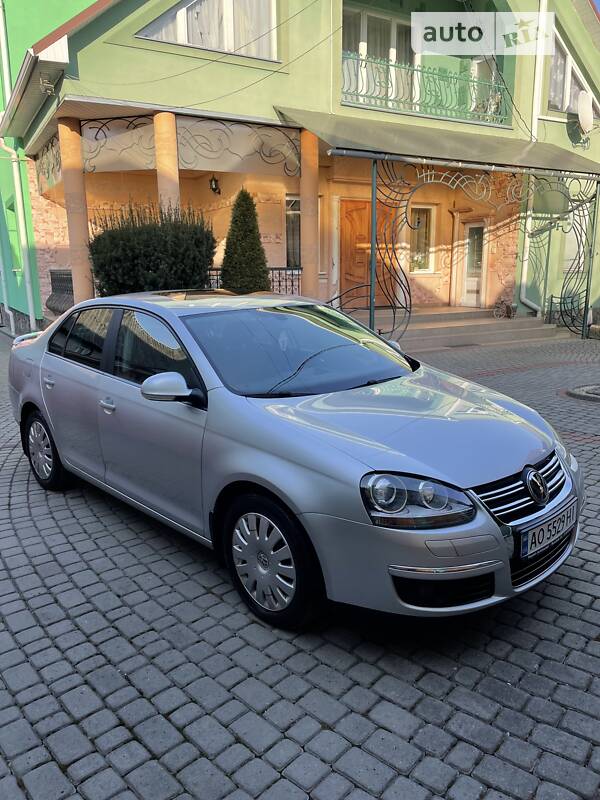 VOLKSWAGEN JETTA 2007