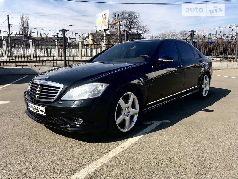 MERCEDES-BENZ S 500 2005