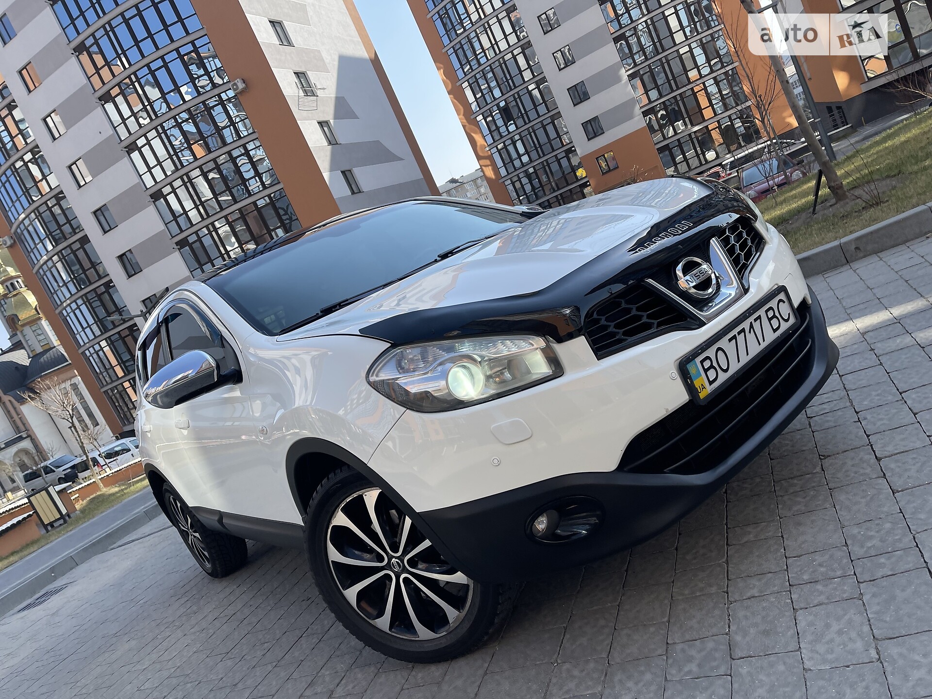 NISSAN QASHQAI 2012