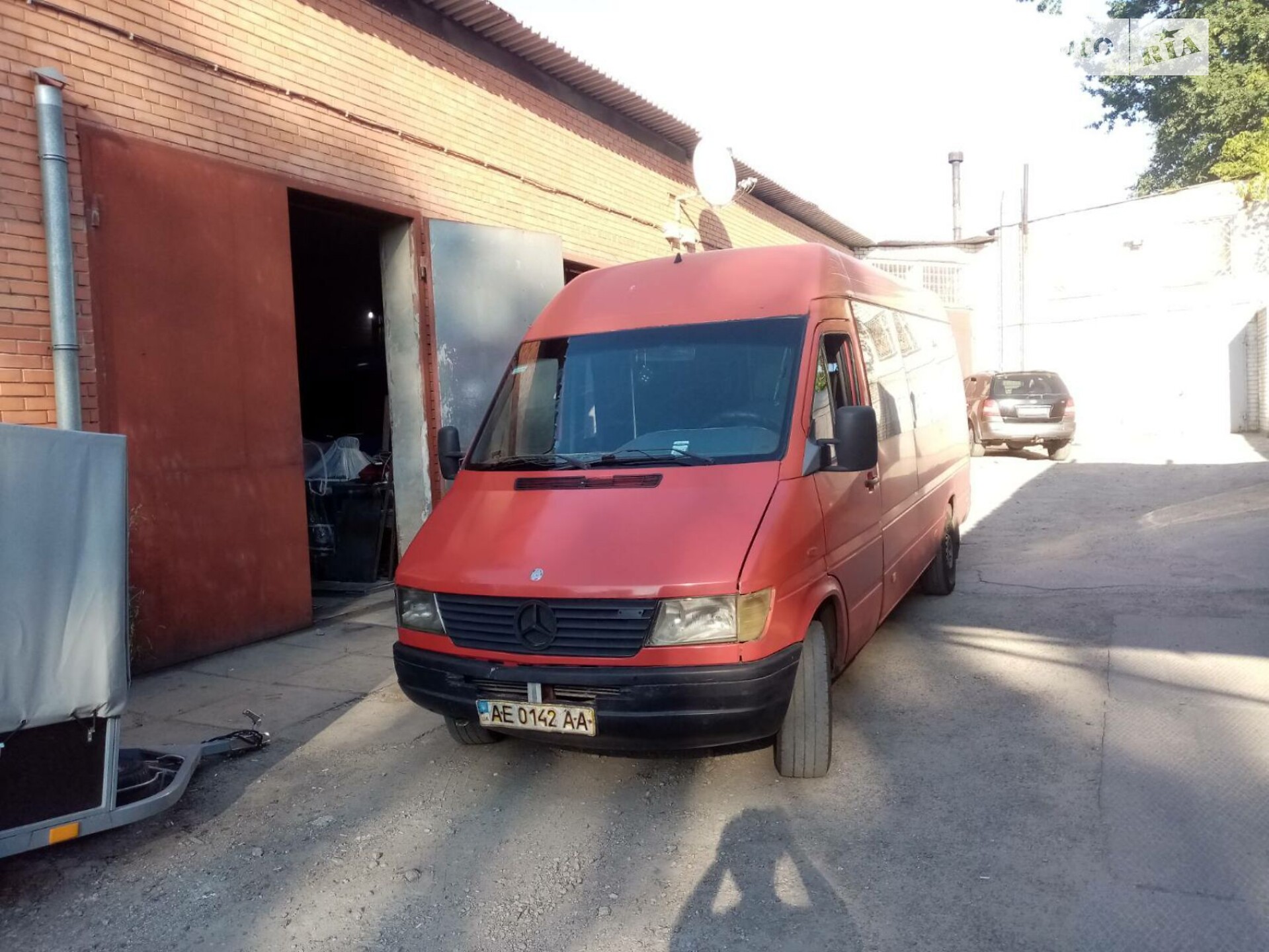 MERCEDES-BENZ 312 1999