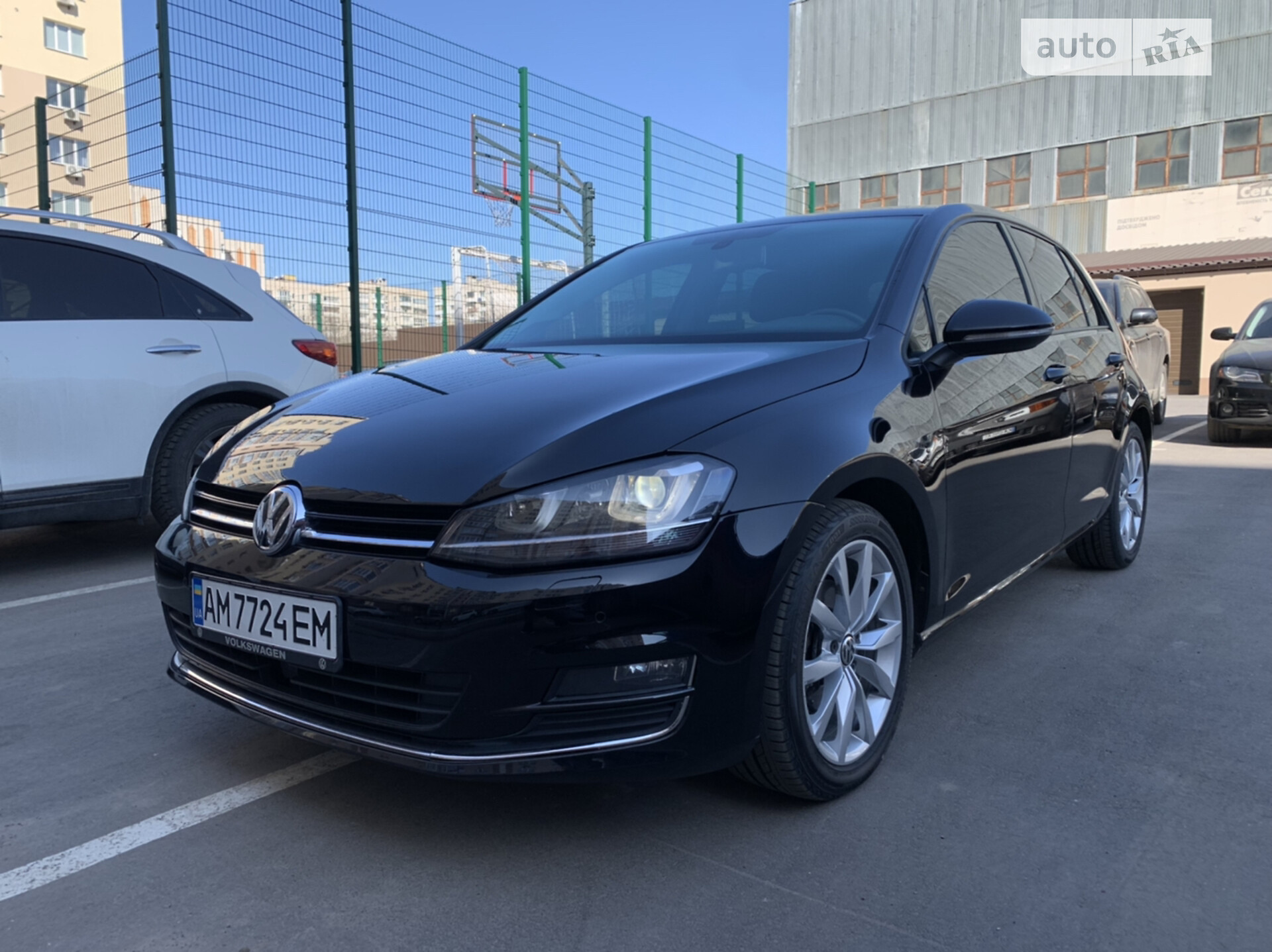VOLKSWAGEN GOLF 2014