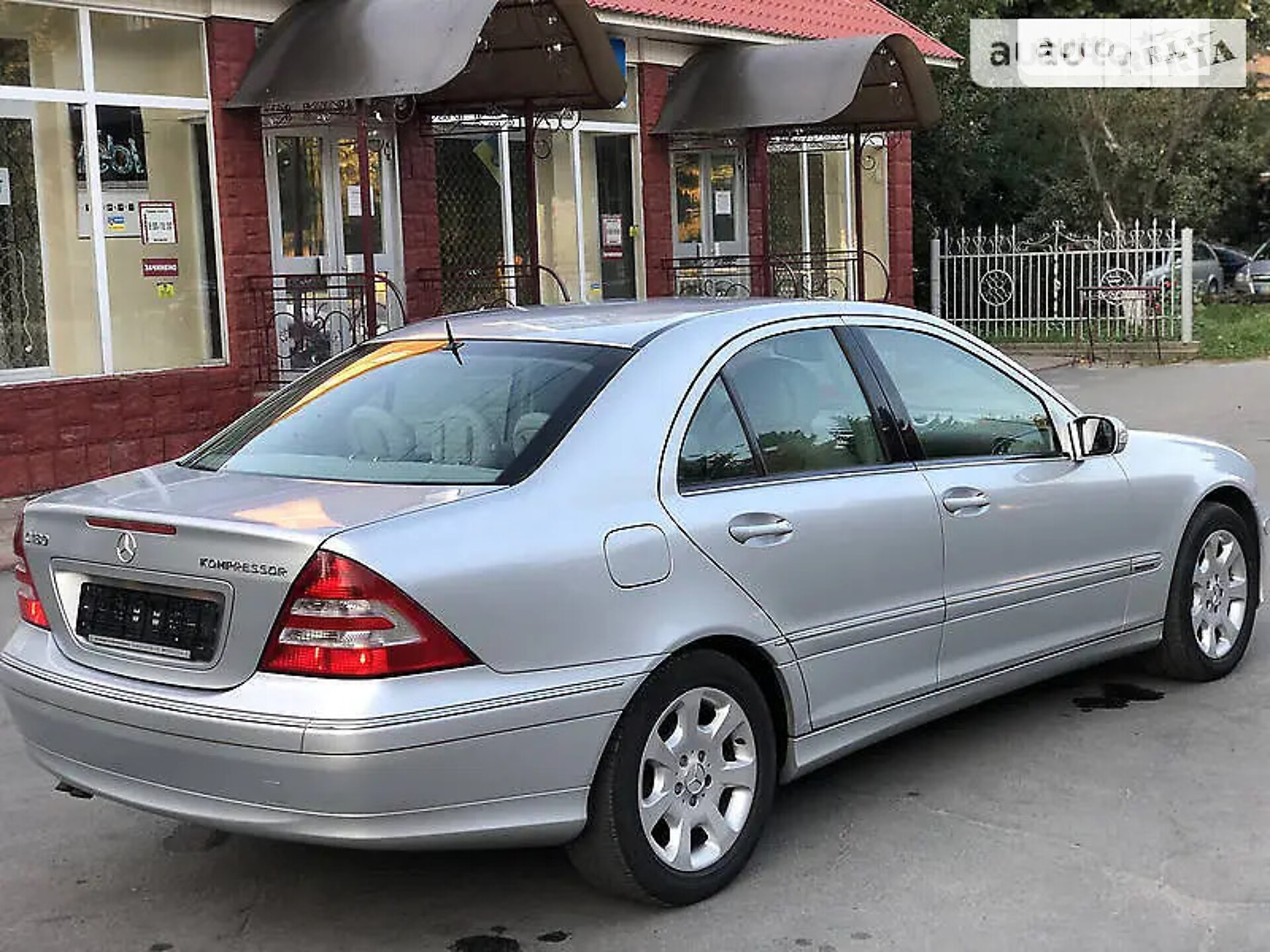 MERCEDES-BENZ C 180 2005