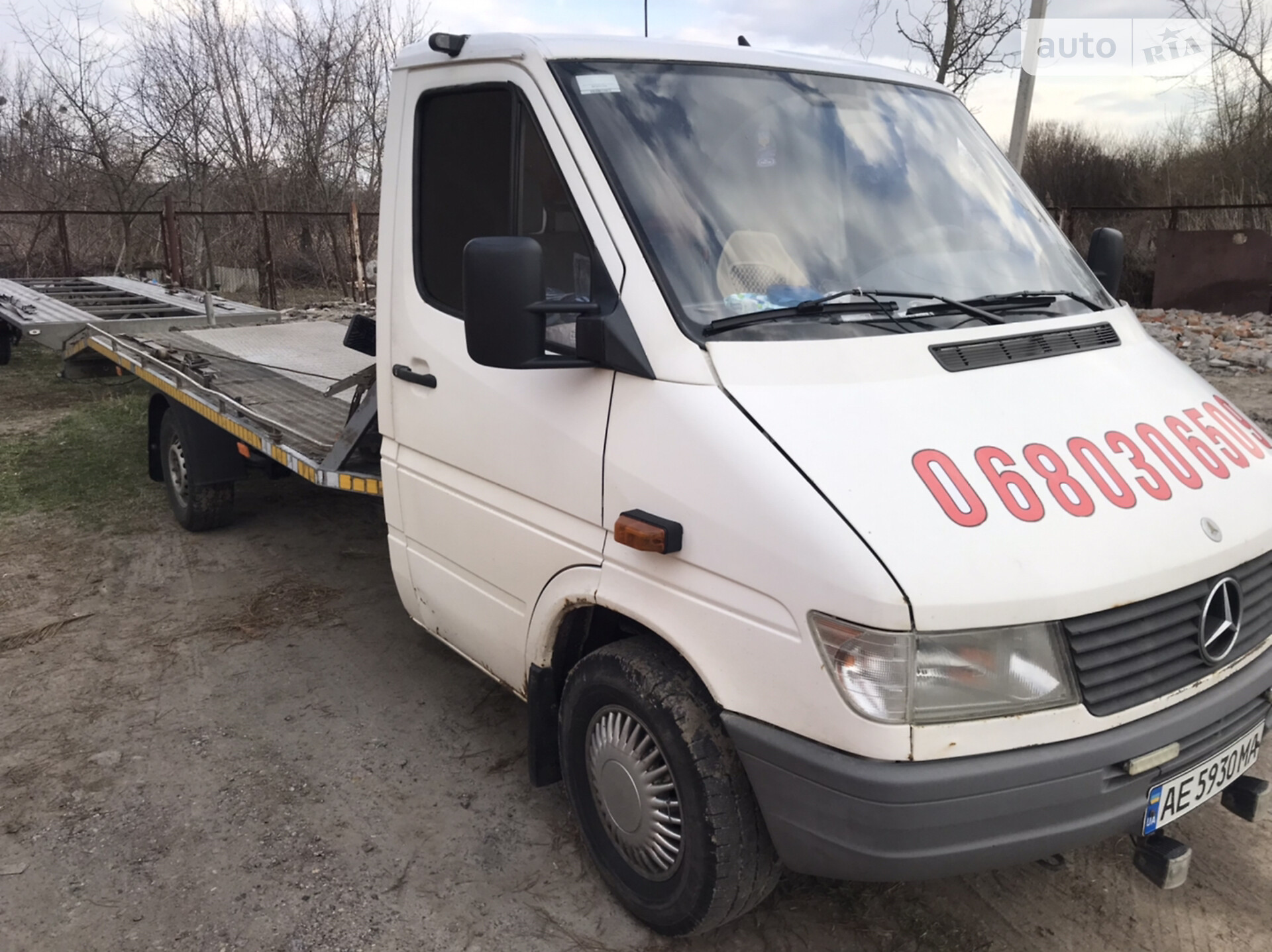 MERCEDES-BENZ 312D 1999