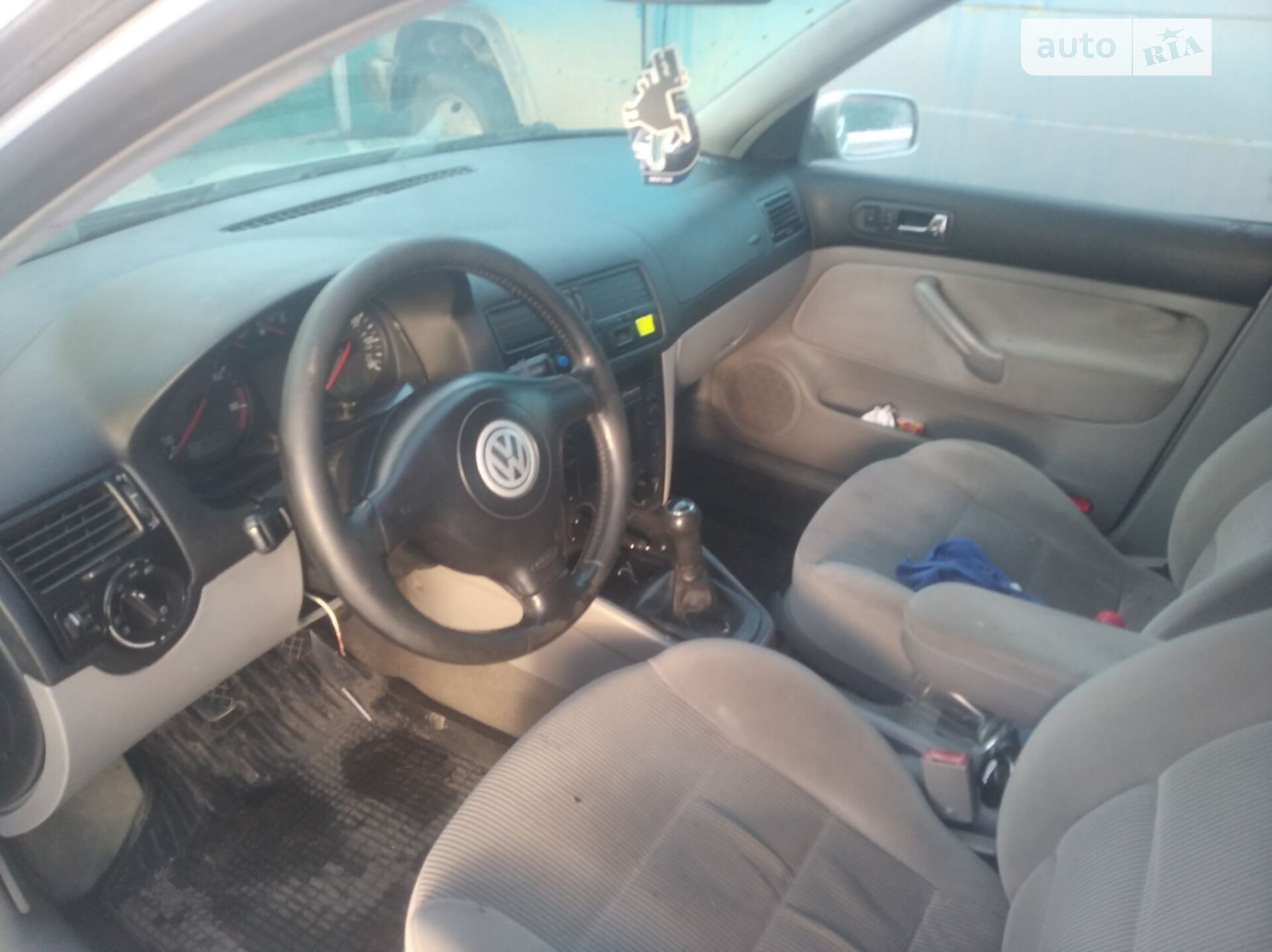 VOLKSWAGEN JETTA 2001