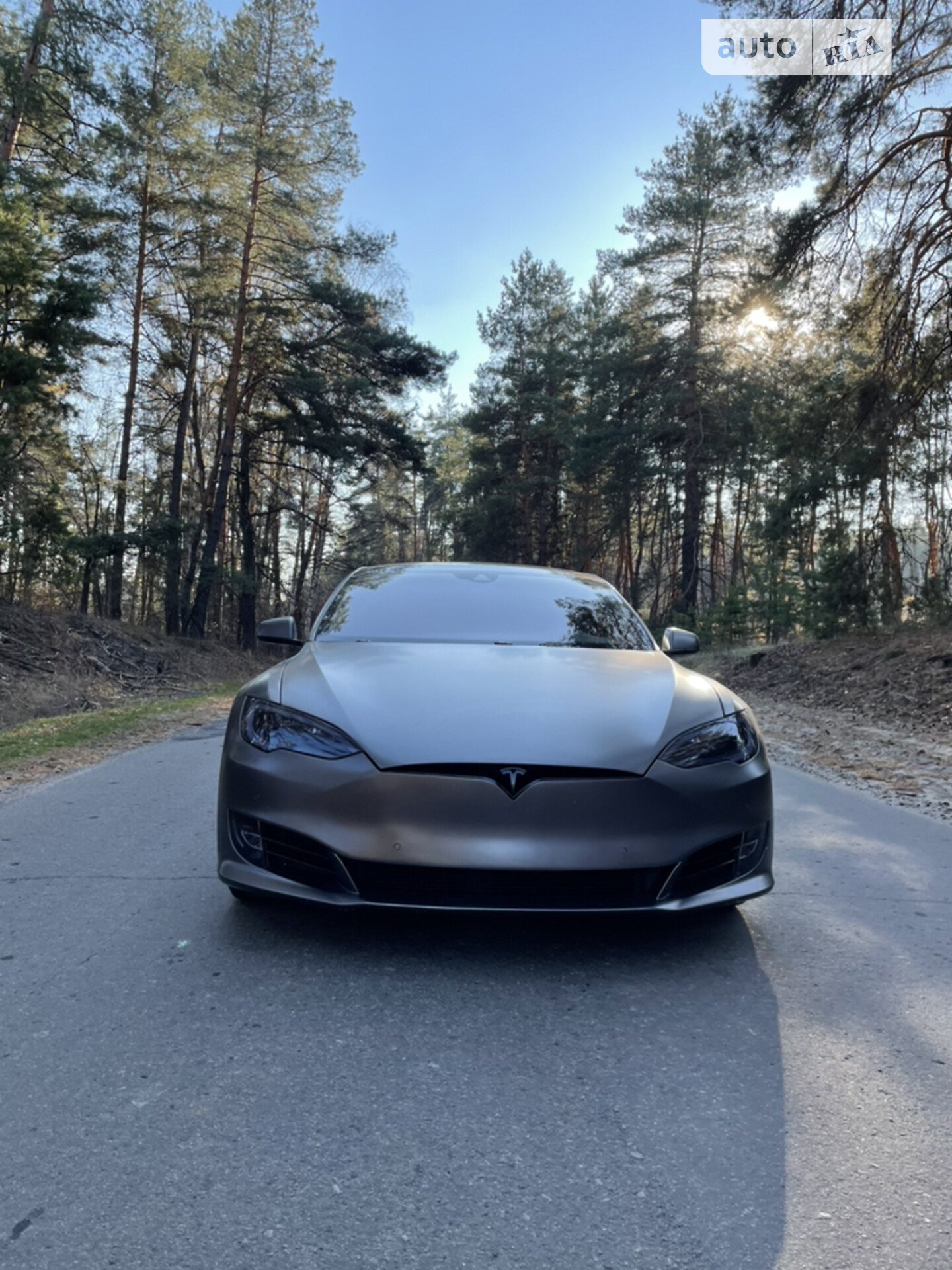 Tesla Model S 90d 2016