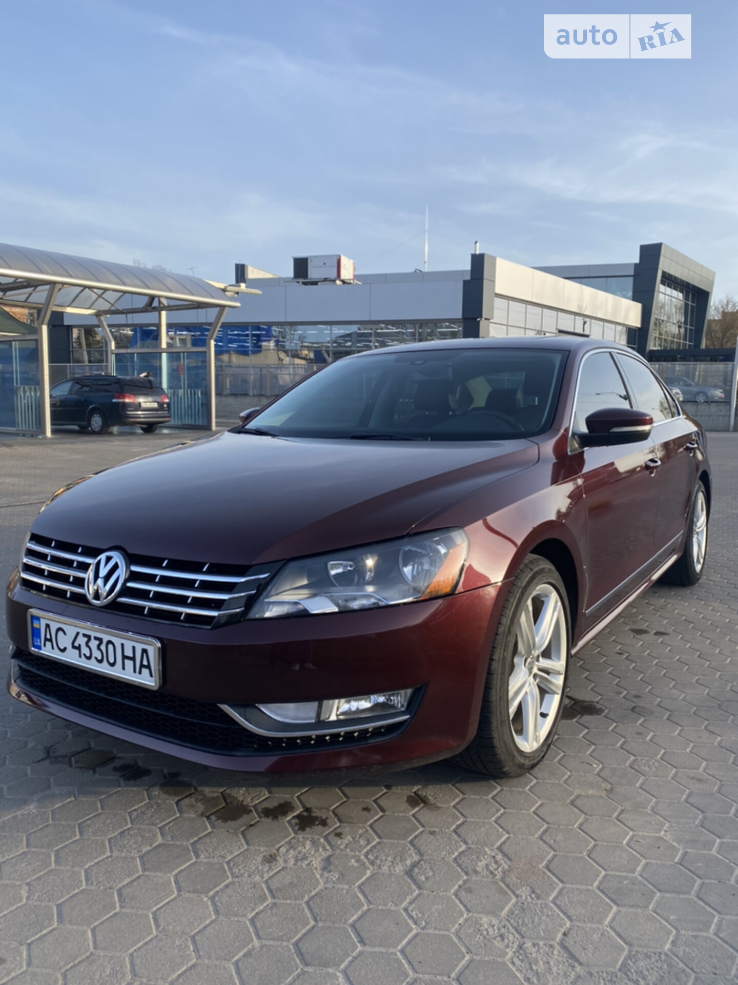 VOLKSWAGEN PASSAT 2014