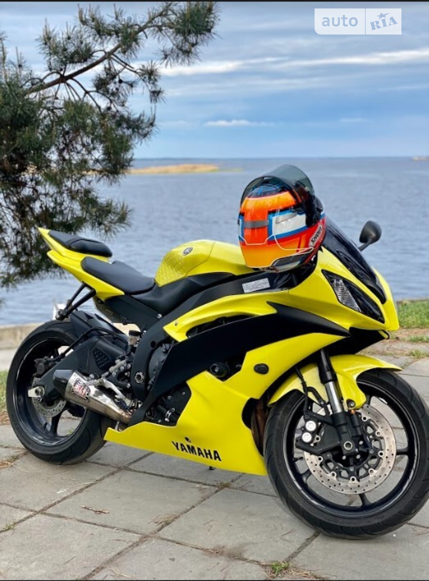 YAMAHA YZF-R6 2015