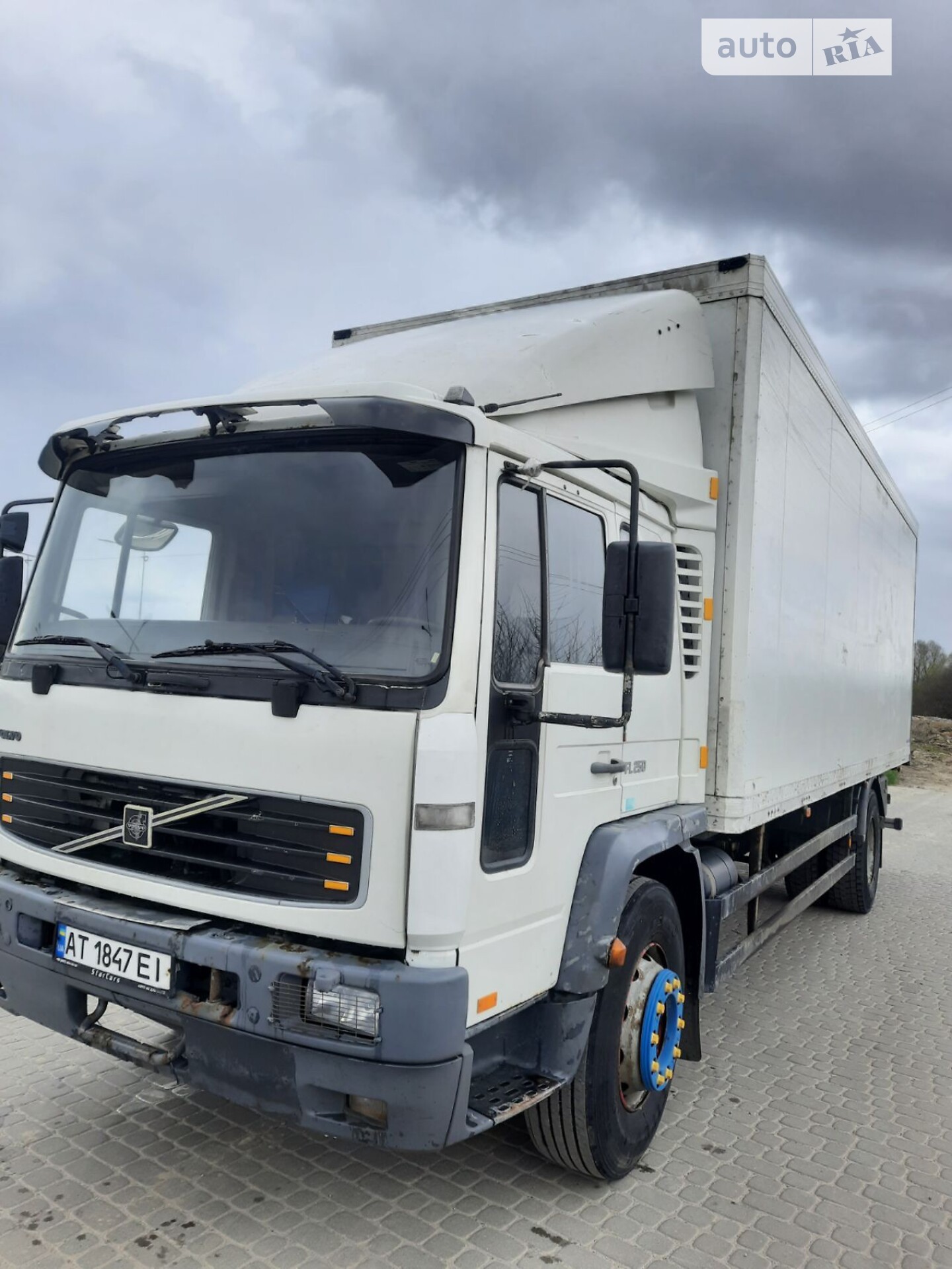 VOLVO FL 6 2001