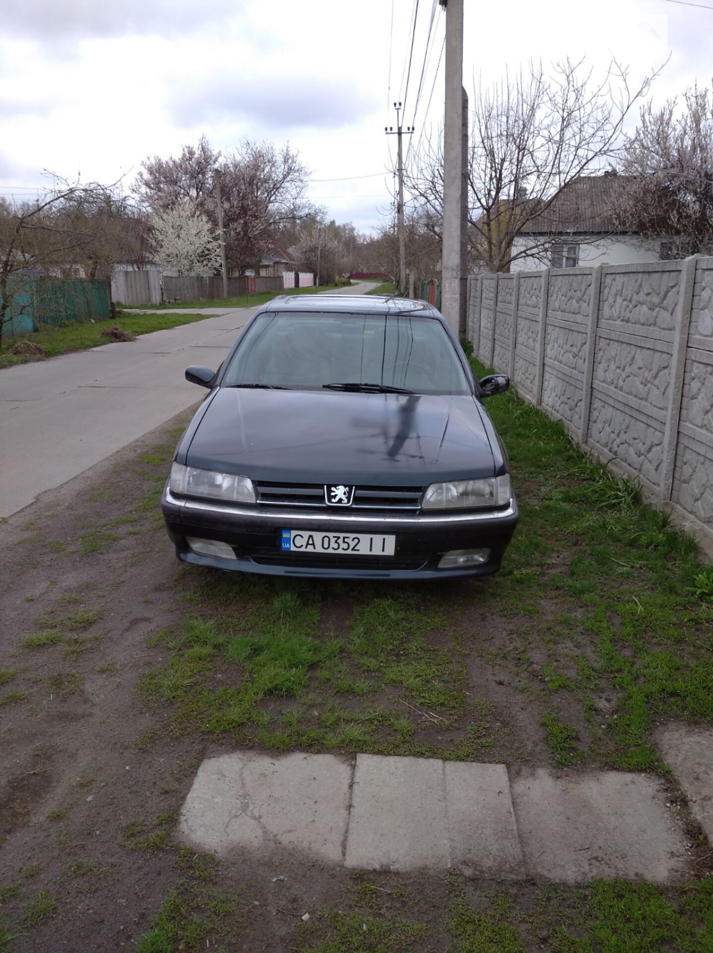 PEUGEOT 605 1992