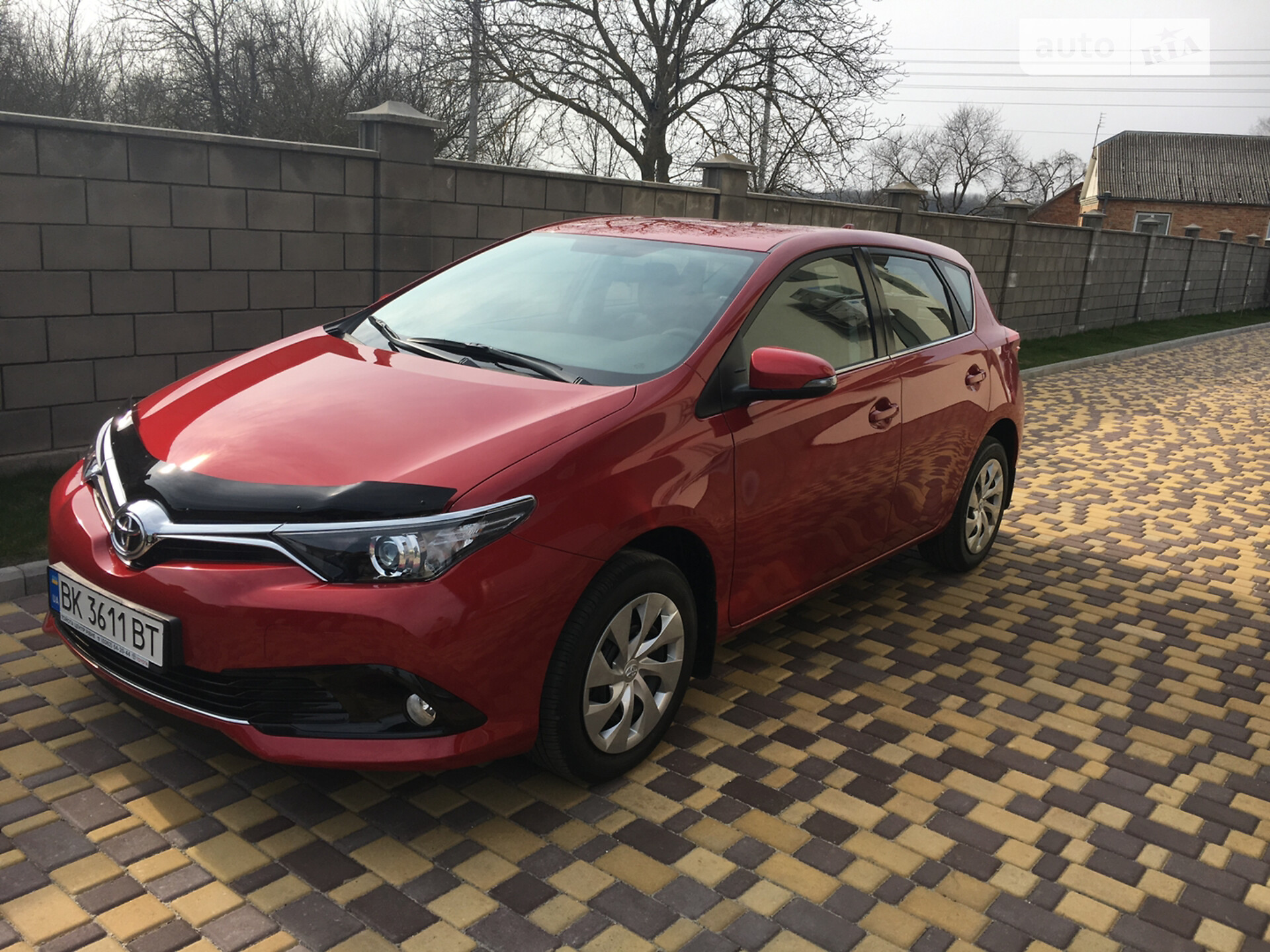 TOYOTA AURIS 2016
